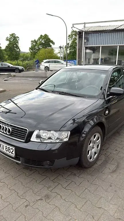 Gebraucht Audi A4 131 PS (96 kW) 2003 Schwarz Limousine