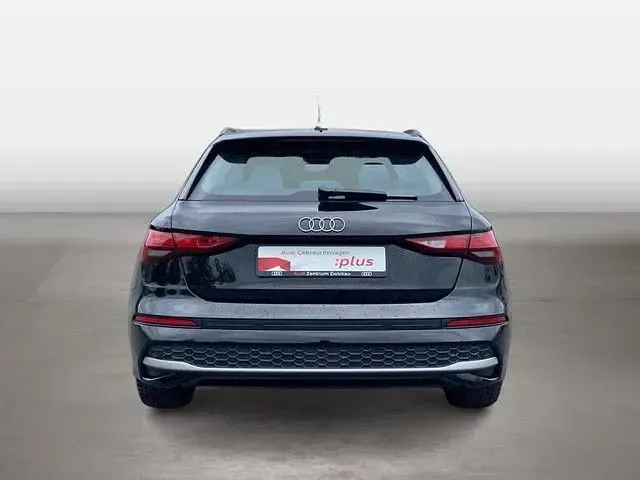Używany Audi A3 Advanced Plus 150 KM (110 kW) 2025 Czarny Sedan/Limuzyna