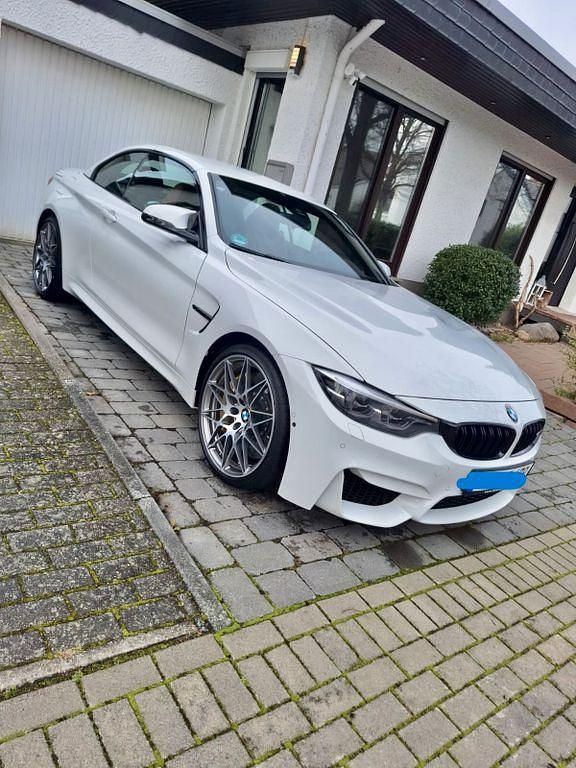 Weiß Gebraucht 2019 BMW M4 Cabriolet Competition Edition Cabrio | 54.100 € (Fairer Preis) - Bild 1/4