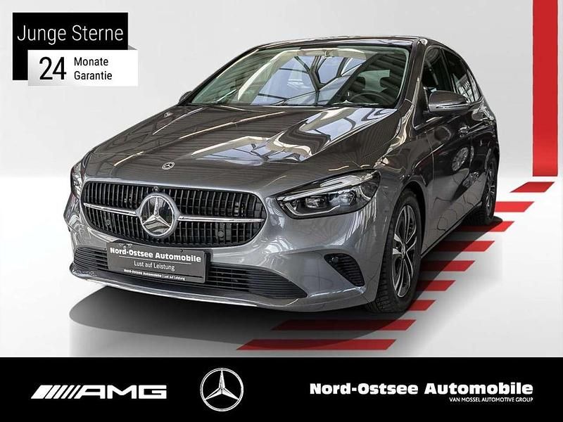 Metalliclack mountaingrau Gebraucht 2024 Mercedes B200 Progressive Van / Kleinbus | 32.490 € (Fairer Preis) - Bild 1/4