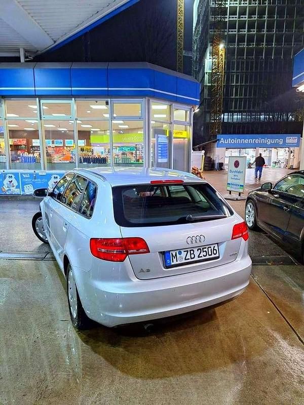 Gebraucht Audi A3 Ambiente 105 PS (77 kW) 2010 Kleinwagen