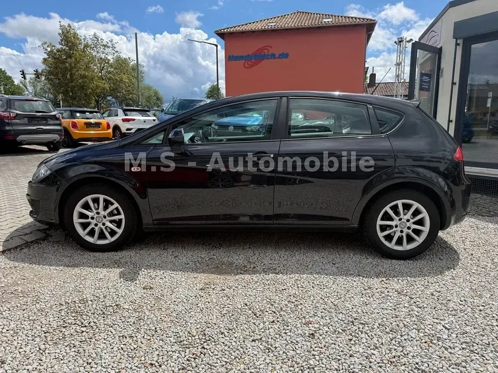 Gebraucht Seat Leon Style 105 PS (77 kW) 2011 Schwarz Kleinwagen