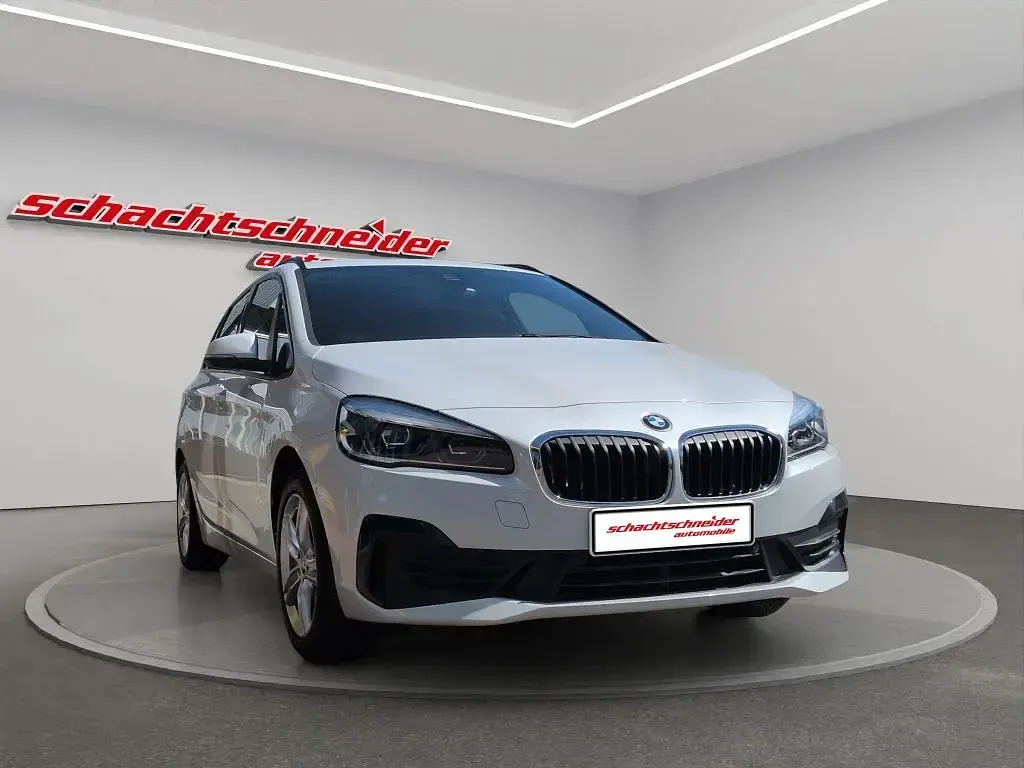 Gebraucht BMW 225 Advantage 136 PS (100 kW) 2020 Weiß Kombi