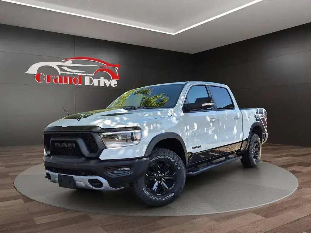 Używany Dodge Ram 394 KM (289 kW) 2021 Biały Pickup