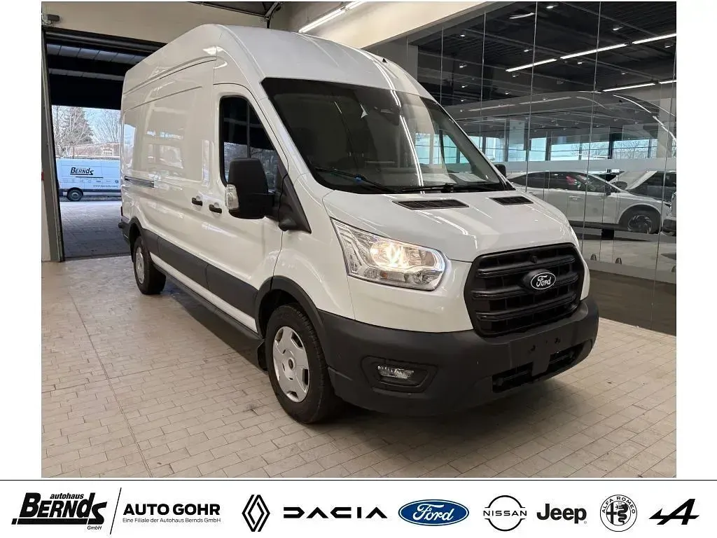 Gebraucht Ford Transit Trend 131 PS (96 kW) 2024 Weiß Pickup