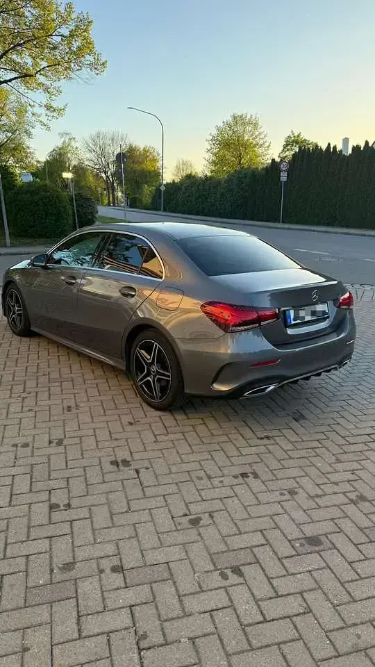 Gebraucht Mercedes A200 AMG 150 PS (110 kW) 2020 Grau Limousine
