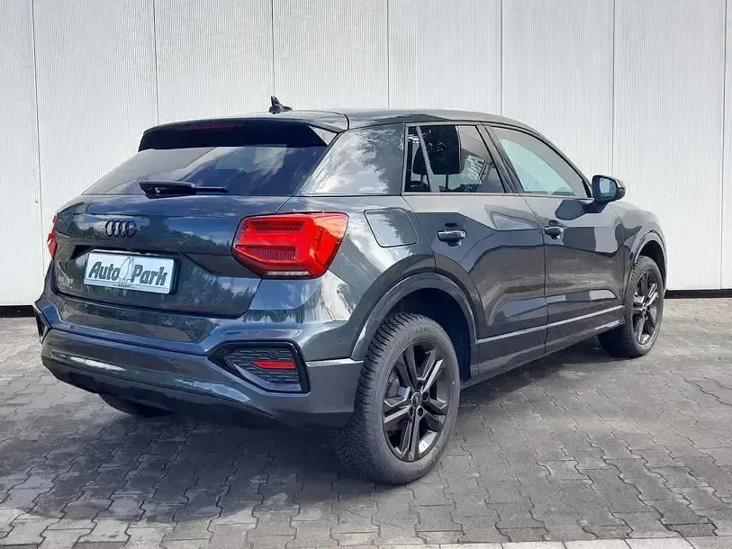 Gebraucht Audi Q2 Sport 150 PS (110 kW) 2023 Grau SUV