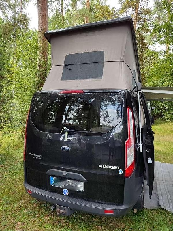 Käytetty Ford Transit Custom Nugget 170 HP (125 kW) 2017 Musta Tila-auto