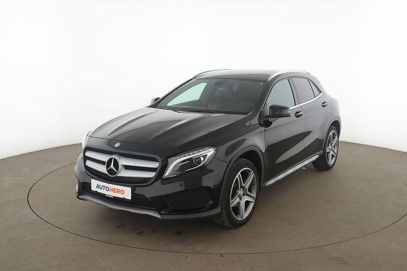 Gebraucht Mercedes GLA200 AMG line 156 PS (114 kW) 2015 SUV