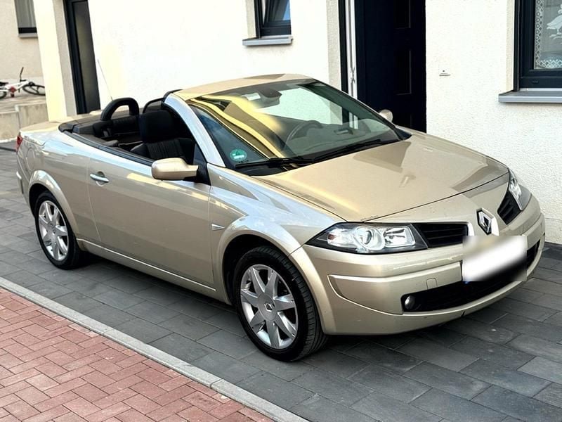 Gebraucht Renault Mégane Cabriolet 110 PS (80 kW) 2010 Gold Cabrio