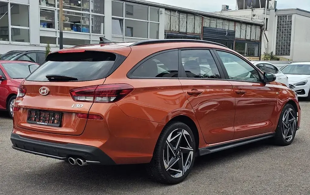 Gebraucht Hyundai i30 N Line 140 PS (102 kW) 2024 Grau Limousine