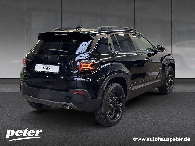 Neu Jeep Avenger North 146 PS (107 kW) 2026 Volcano black SUV