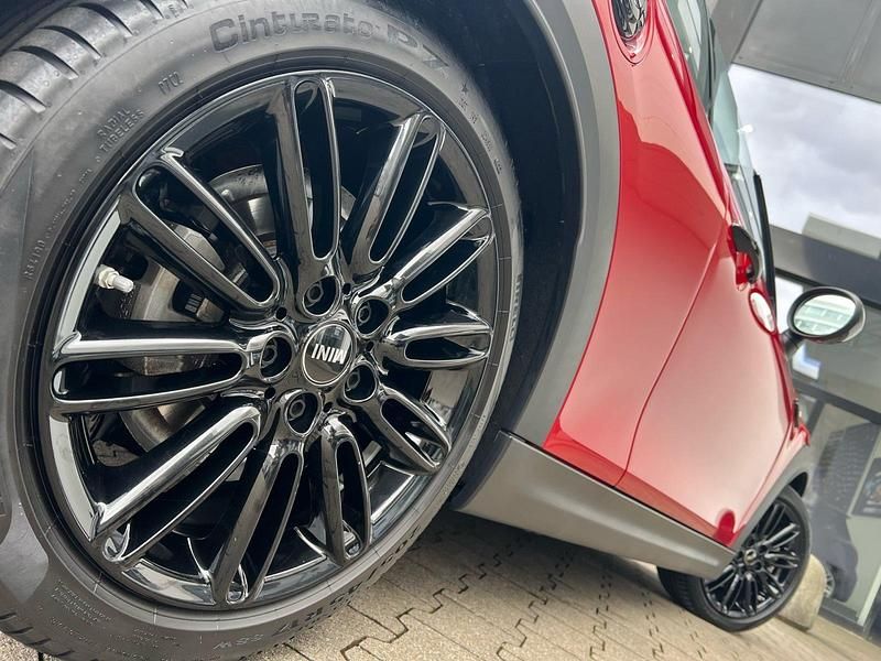 Gebraucht Mini Cooper S Cabriolet 178 PS (130 kW) 2023 Chili red Cabrio