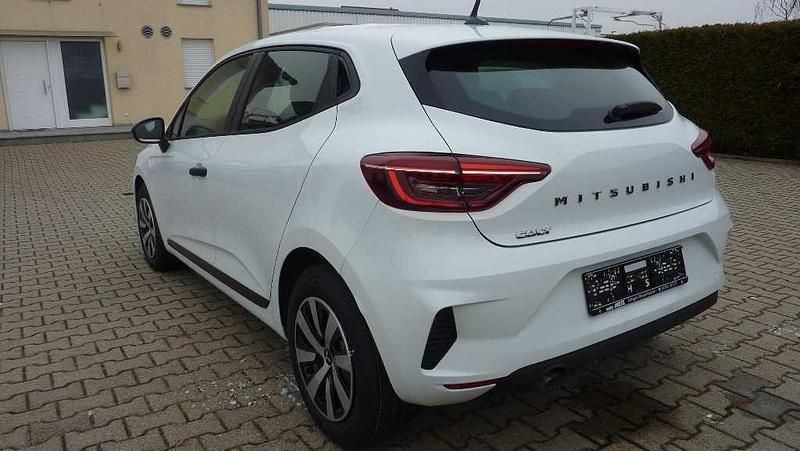 Neu Mitsubishi Colt 67 PS (49 kW) 2025 Weiß Kleinwagen