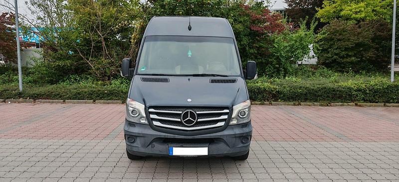 Grau Gebraucht 2014 Mercedes Sprinter Van | 23.000 € - Bild 1/4