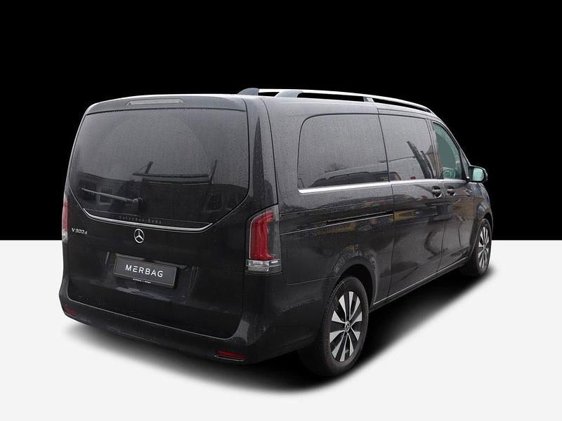 Gebraucht Mercedes V300 Avantgarde 237 PS (174 kW) 2024 Schwarz Van / Kleinbus
