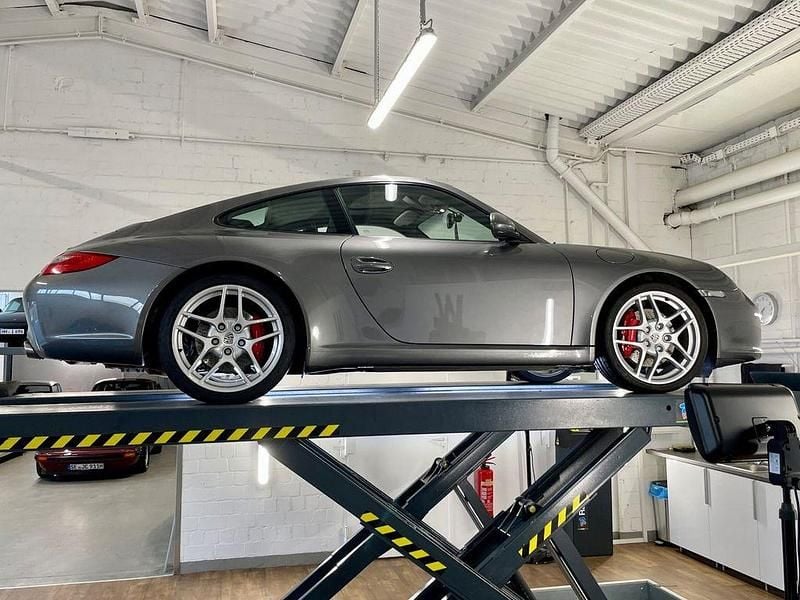 Grau Gebraucht 2009 Porsche 911 Carrera Coupé | 72.900 € (Guter Preis) - Bild 1/4