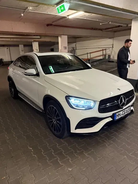 Gebraucht Mercedes GLC400d AMG 330 PS (242 kW) 2022 Weiß SUV