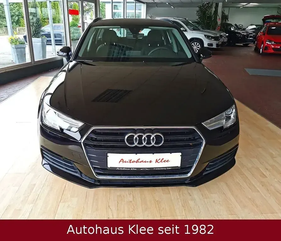 Gebraucht Audi A4 Sport 190 PS (139 kW) 2018 Schwarz Kombi