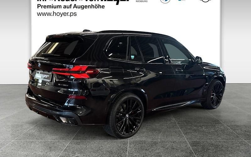 Neu BMW X5 Comfort Edition 352 PS (258 kW) 2025 Schwarz SUV