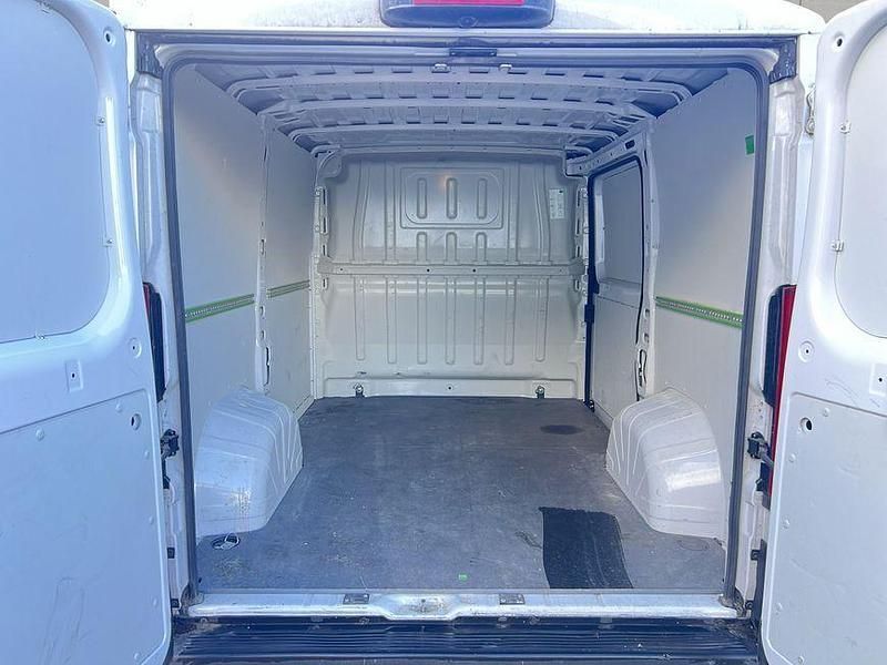 Gebraucht Opel Movano Selection 140 PS (102 kW) 2023 Weiß Van