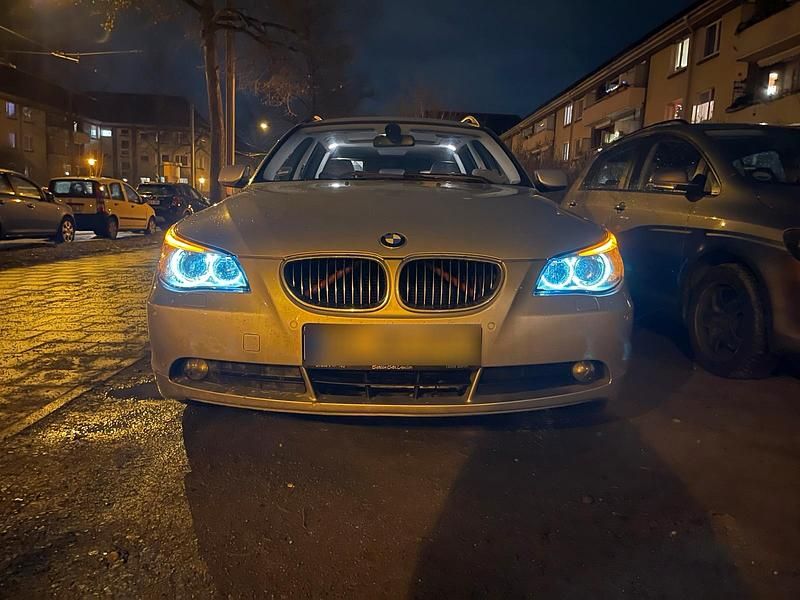 Gebraucht BMW 523 177 PS (130 kW) 2007 Silber Kombi