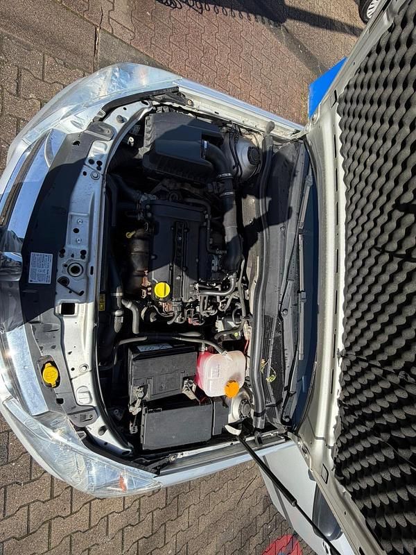 Gebraucht Opel Astra 90 PS (66 kW) 2008 Silber Kleinwagen