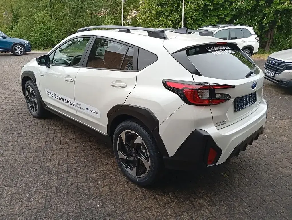 Neu Subaru Crosstrek Active 136 PS (100 kW) 2025 Weiß SUV
