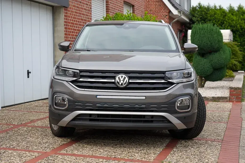 Gebraucht VW T-Cross United 150 PS (110 kW) 2020 Grau SUV