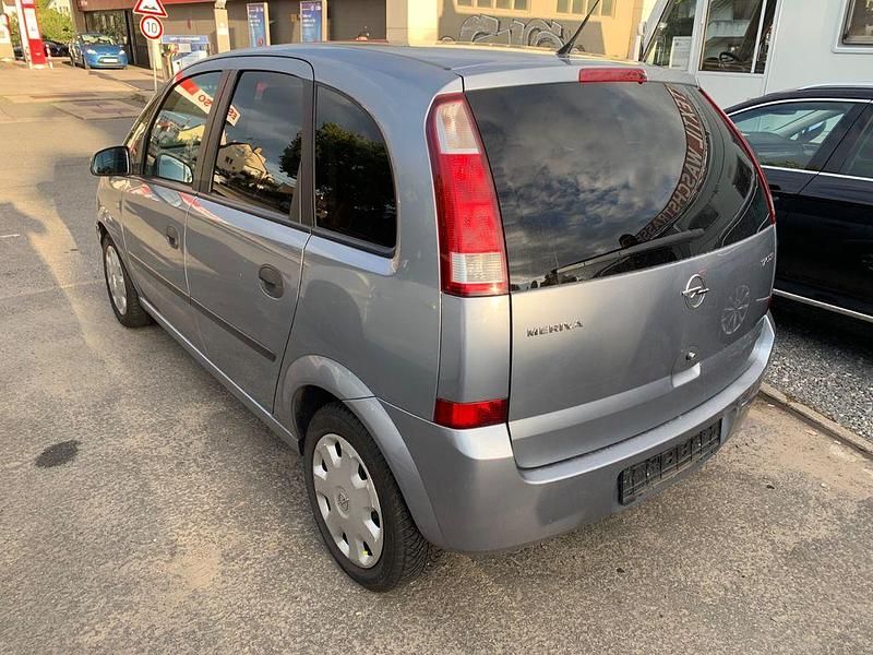 Gebraucht Opel Meriva Edition 101 PS (74 kW) 2005 Grau Van / Kleinbus