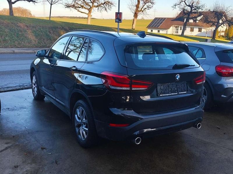 Gebraucht BMW X1 Advantage 150 PS (110 kW) 2019 Black saphire met. SUV
