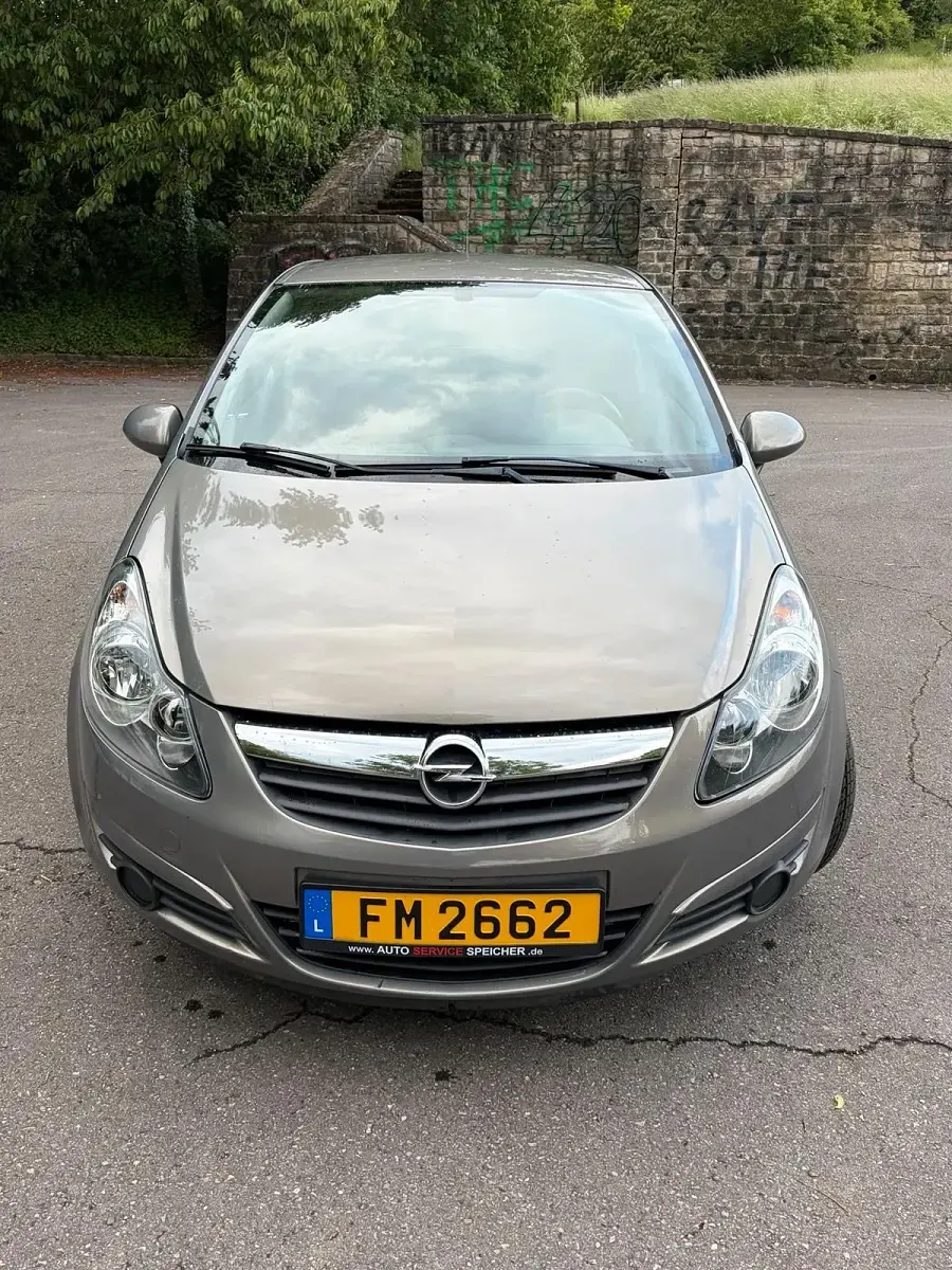 Używany Opel Corsa 102 KM (75 kW) 2010 Szary Hatchback