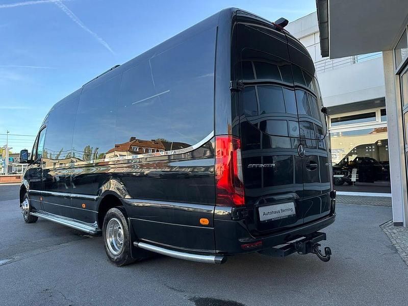 Nowe Mercedes Sprinter Exclusive 190 KM (139 kW) 2026 Czarny Van