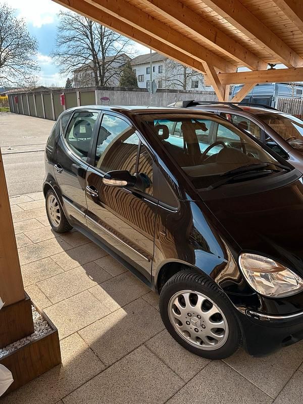 Gebraucht Mercedes A170 95 PS (69 kW) 2003 Schwarz Kleinwagen