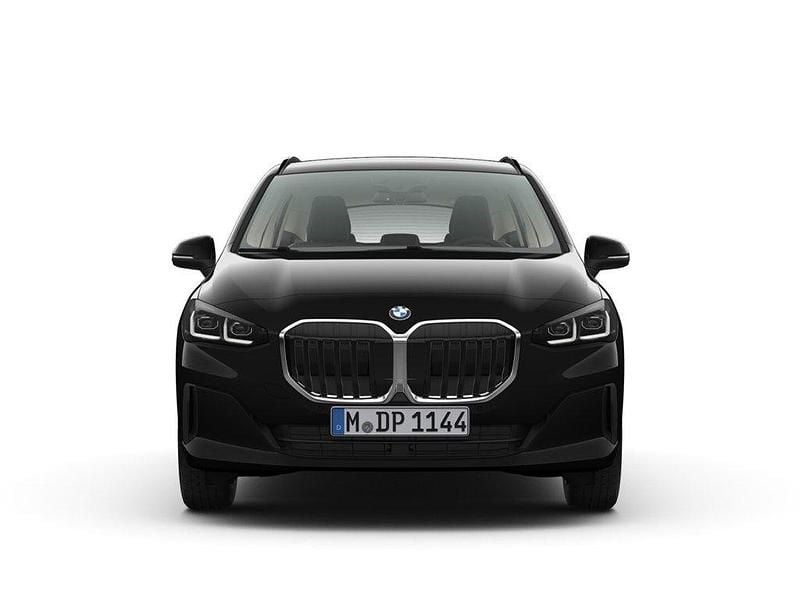 Neu BMW 218 Efficient Dynamics 136 PS (100 kW) 2026 Schwarz ii Van / Kleinbus