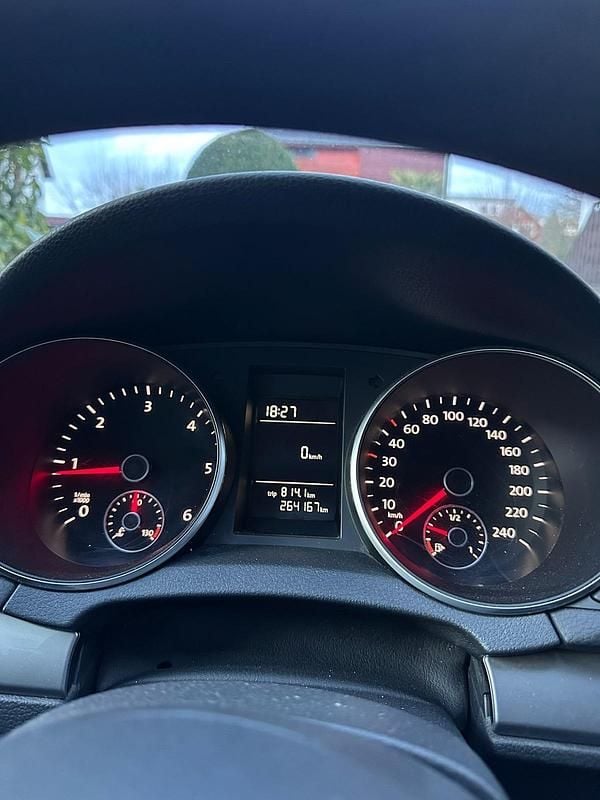 Usata VW Golf VI 110 CV (80 kW) 2009 Argento Utilitaria