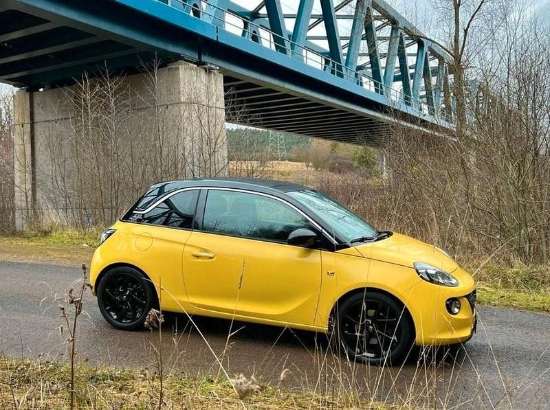Gebraucht Opel Adam Open Air 116 PS (85 kW) 2015 Gelb Kleinwagen