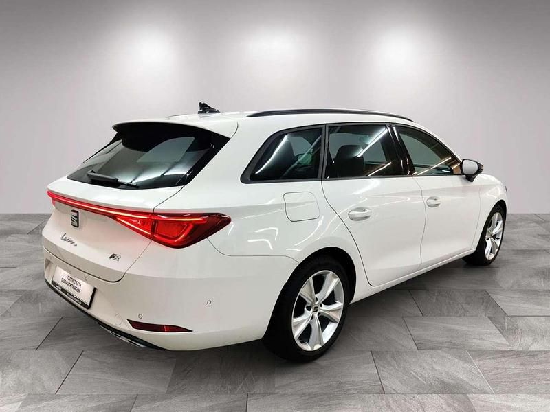Gebraucht Seat Leon FR 131 PS (96 kW) 2023 Weiß Kombi