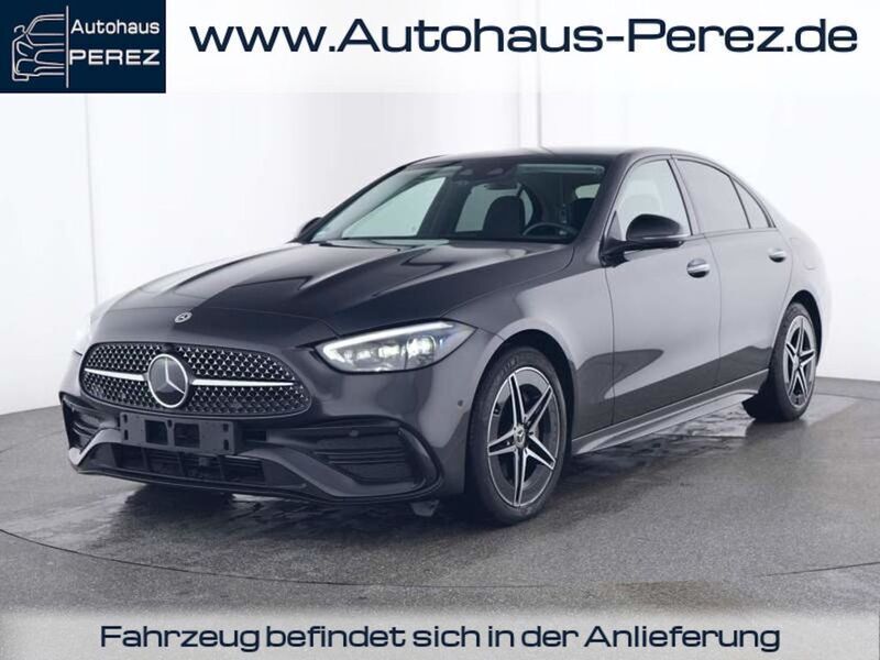 Grau Gebraucht 2024 Mercedes C300e Premium Limousine | 53.800 € (Teuer) - Bild 1/4