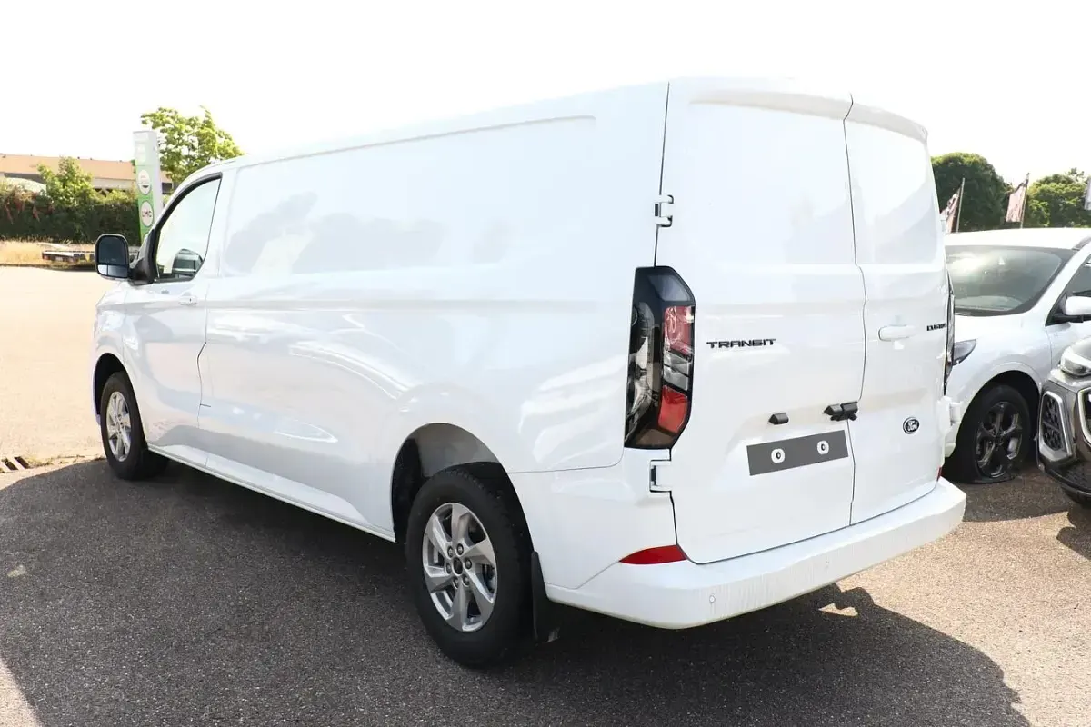 Neu Ford Transit Custom Limited 170 PS (125 kW) 2025 Frozen white Van
