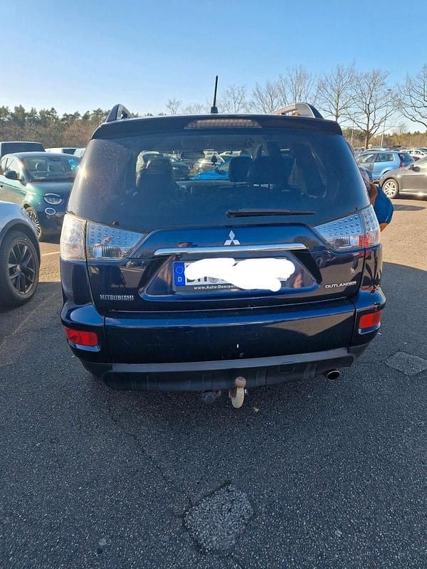 Gebraucht Mitsubishi Outlander 150 PS (110 kW) 2012 Blau SUV