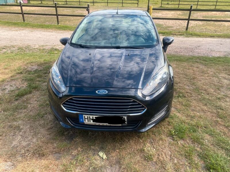 Schwarz Gebraucht 2014 Ford Fiesta SYNC Edition Kleinwagen | 4.500 € (Fairer Preis) - Bild 1/4
