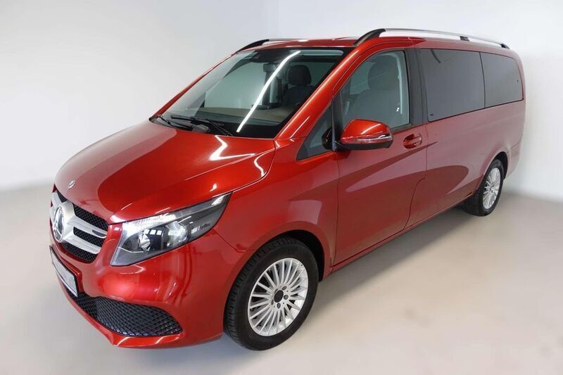 Hyazinthrot metallic mb 3334 Gebraucht 2020 Mercedes V250 Van / Kleinbus | 42.490 € (Guter Preis) - Bild 1/4