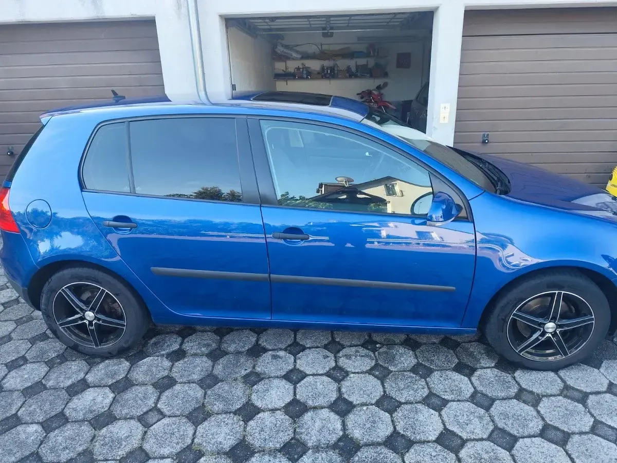 Gebraucht VW Golf IV 116 PS (85 kW) 2004 Blau Limousine