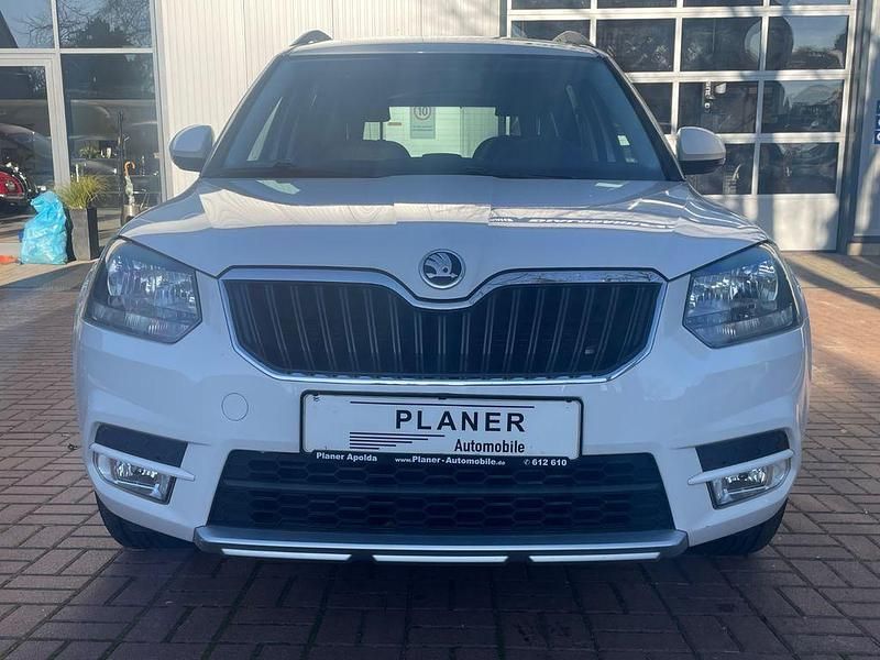 Gebraucht Skoda Yeti Active 105 PS (77 kW) 2015 Weiß SUV