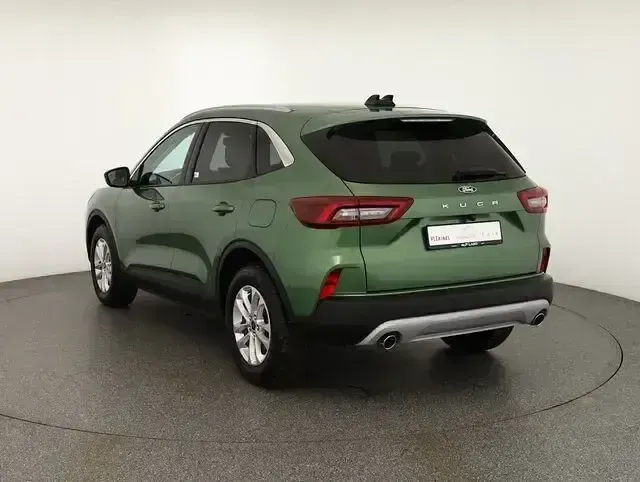 Gebraucht Ford Kuga ST-Line 186 PS (136 kW) 2025 Burstinggreenmet. SUV
