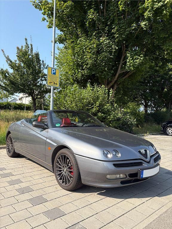 Gebraucht Alfa Romeo Spider 155 PS (114 kW) 1999 Grau Cabrio