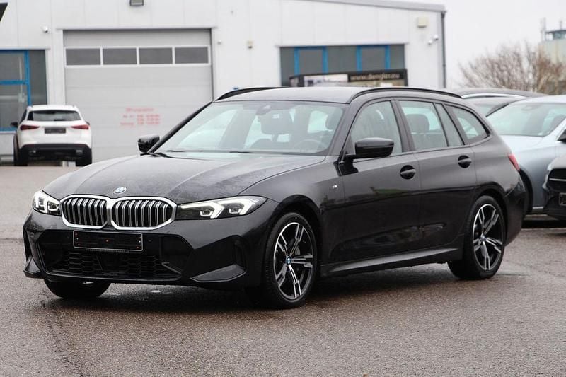 Gebraucht BMW 330 M Sport 245 PS (180 kW) 2024 Schwarz Kombi