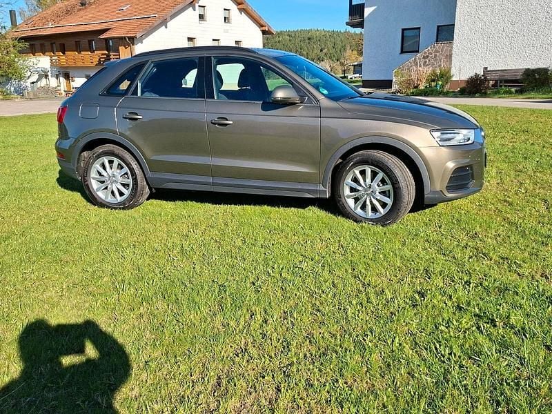 Second-hand Audi A6 150 CP (110 kW) 2015 Maro SUV