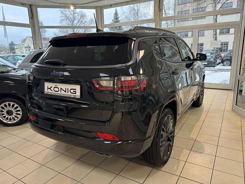 Gebraucht Jeep Compass 241 PS (177 kW) 2022 Schwarz SUV